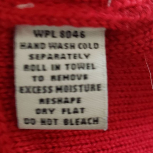 Style & Co Petite Red Short Sleeved Sweater Size S Wool Blend Full Button - Picture 5 of 9